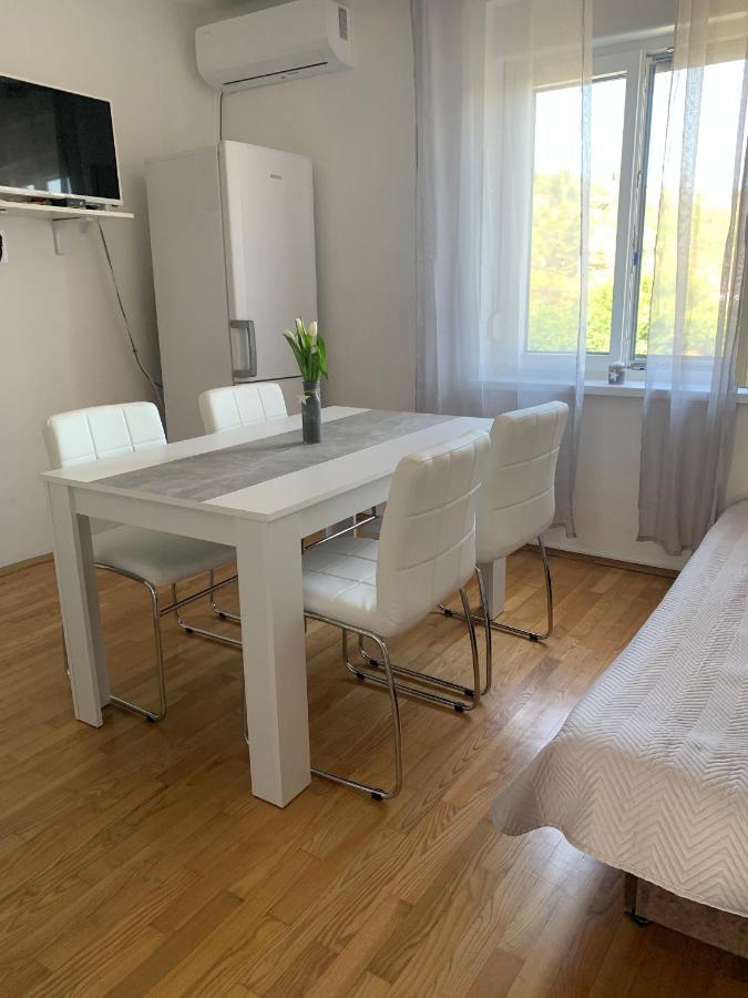 Apartmaji Amitis Portoroz Ngoại thất bức ảnh